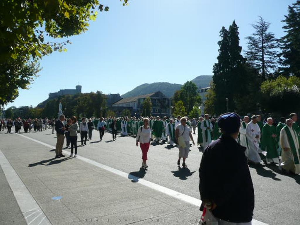 LOURDES 2010   (33).JPG